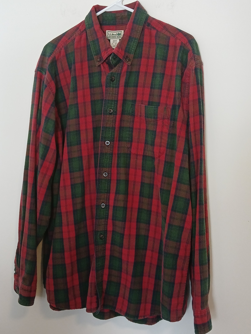 L.L. Bean Flannel Red and Green Plaid Button-Down Shirt XL